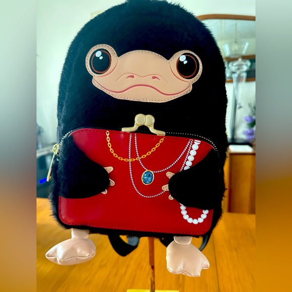 Loungefly Fantastic Beasts Niffler Backpack - Universal - Picture 2 of 10